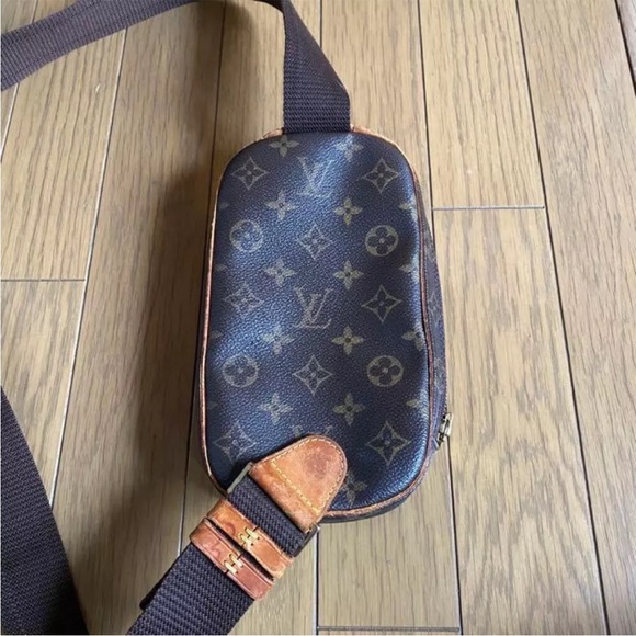 LOUIS VUITTON Monogram Pochette Gange Bum Bag Fanny Pack Waist Belt Body Bag - Picture 4 of 9